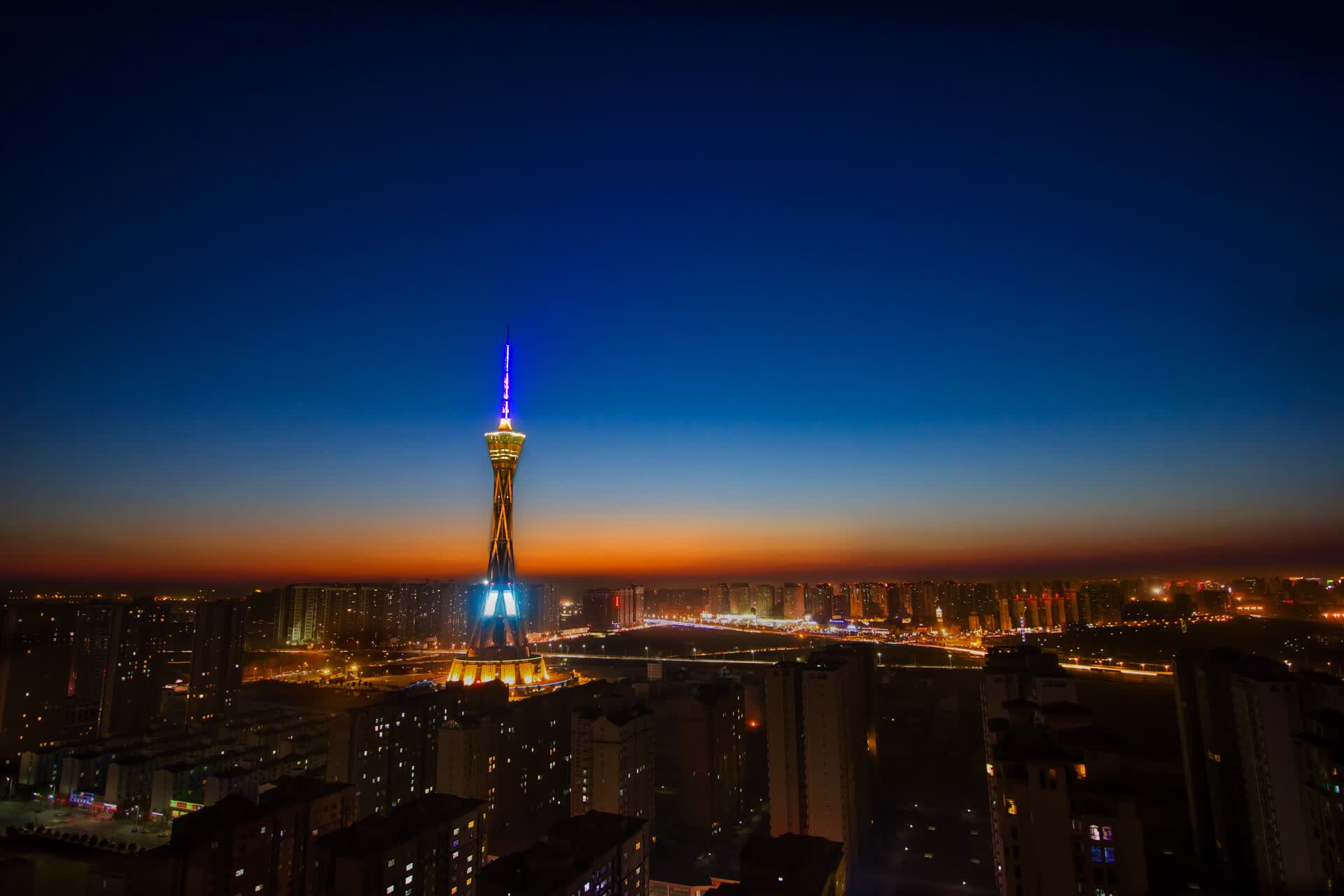 世界举重锦标赛技术裁判新规试行，世界举重锦标赛视频